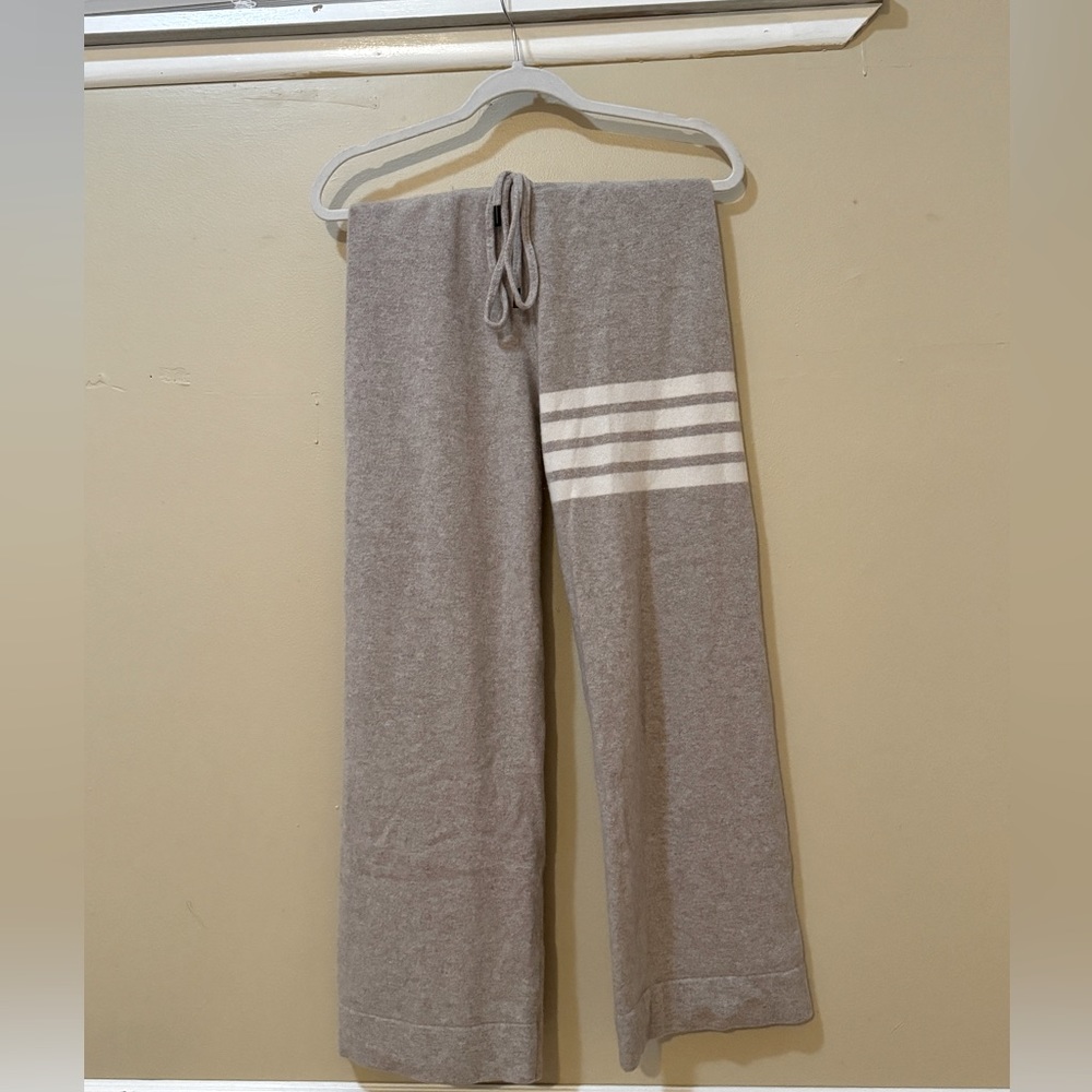 100% Wool Wide-leg Pant